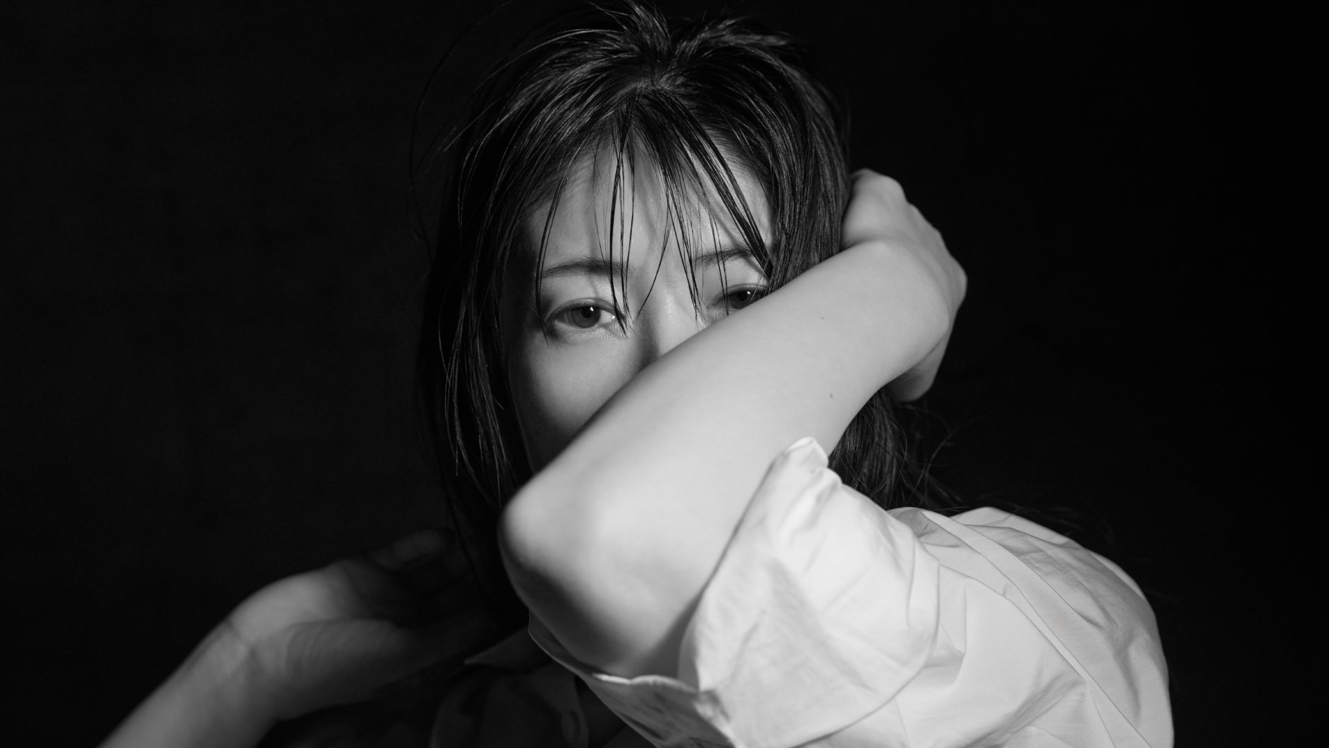 ラジオ番組「ONE FINE DAY」に生出演決定