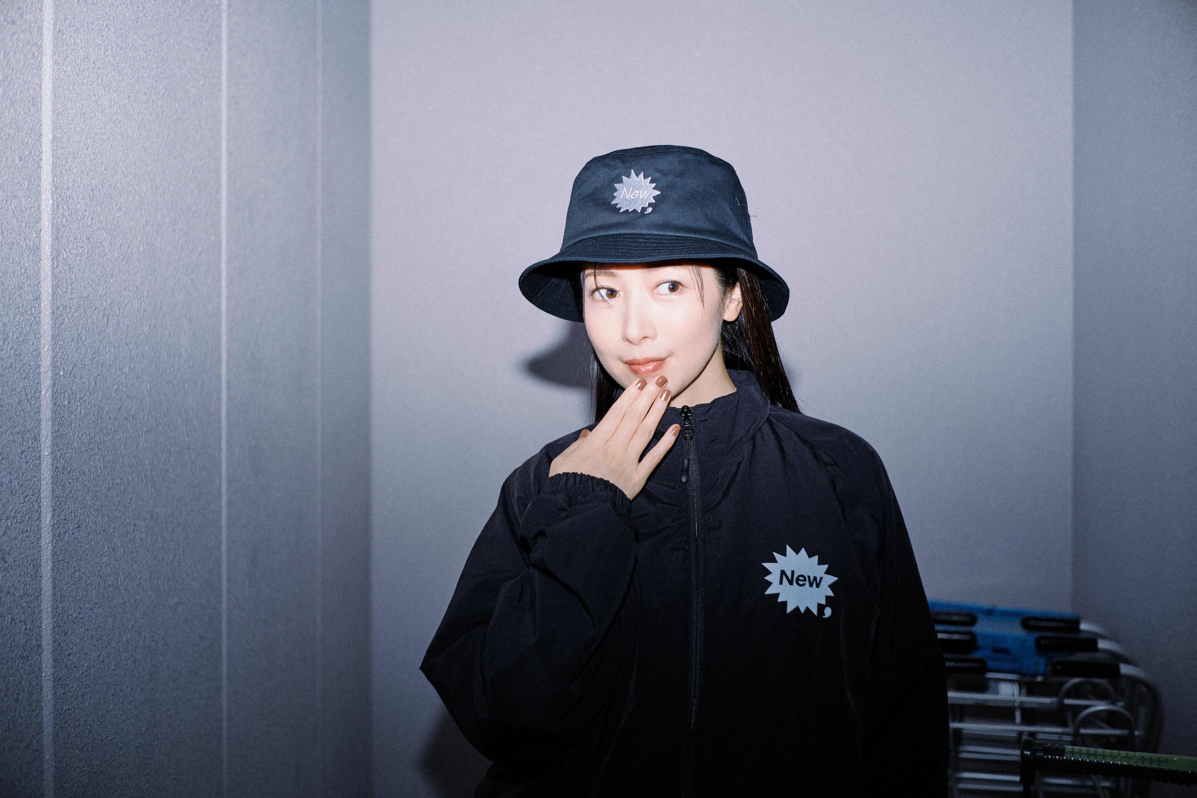 New me, — Bucket Hat
