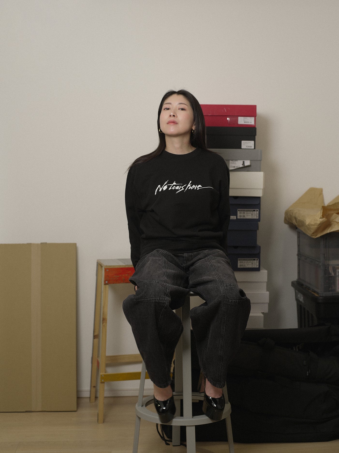 No tears here – Logo Sweatshirt (Black / White)