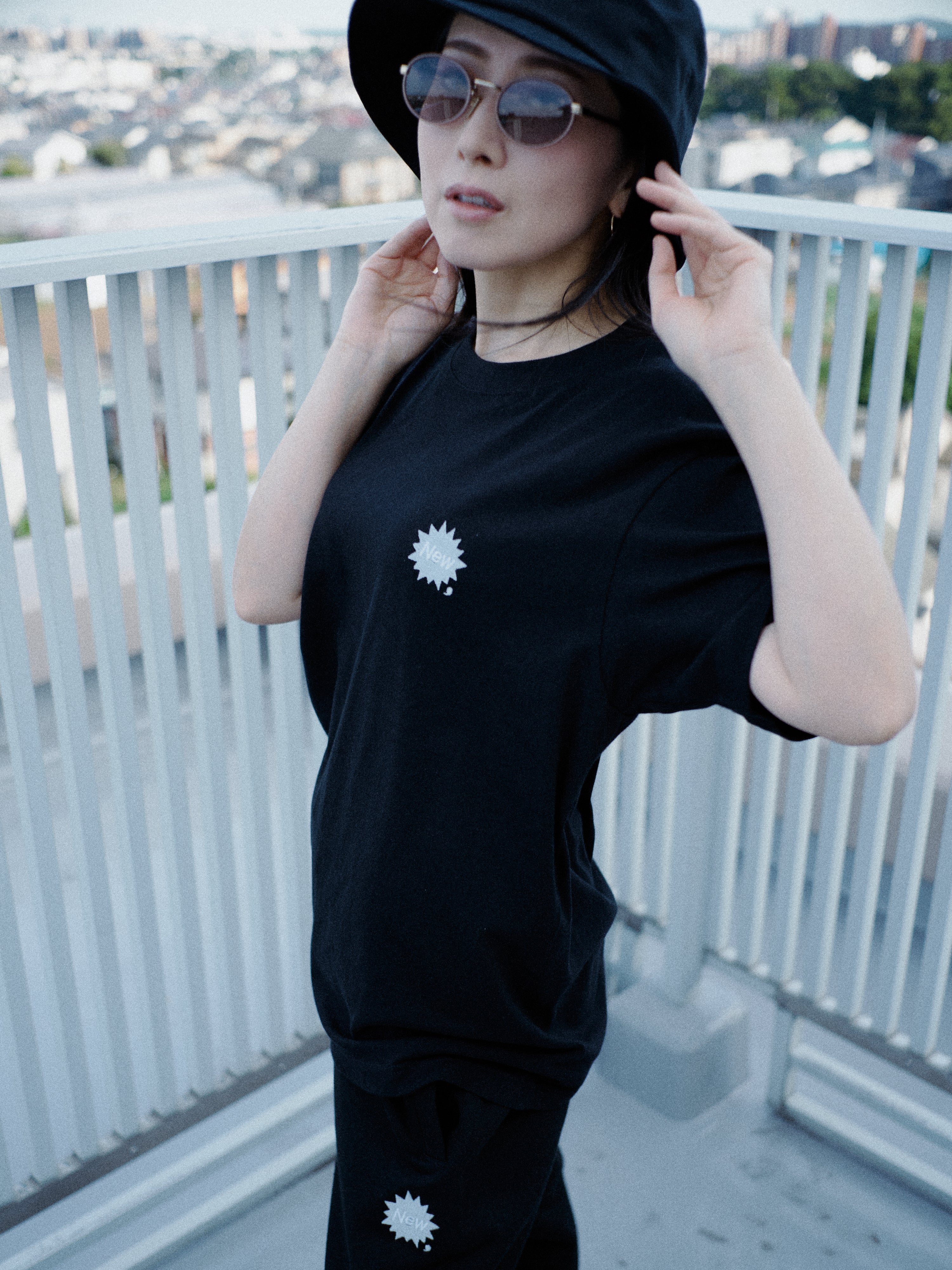 New me, — Mini Logo Sweatpants (Black)